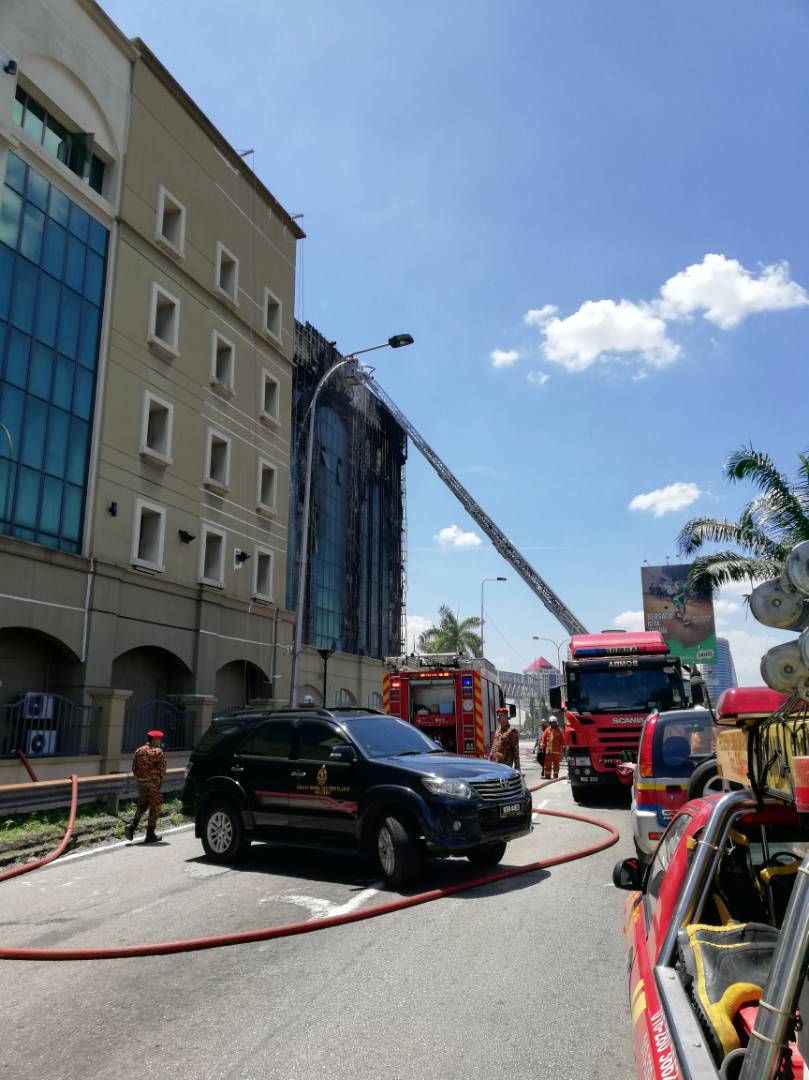 EPF States No Data or Savings Have Been Affected by Jalan Gasing Fire - WORLD OF BUZZ 2