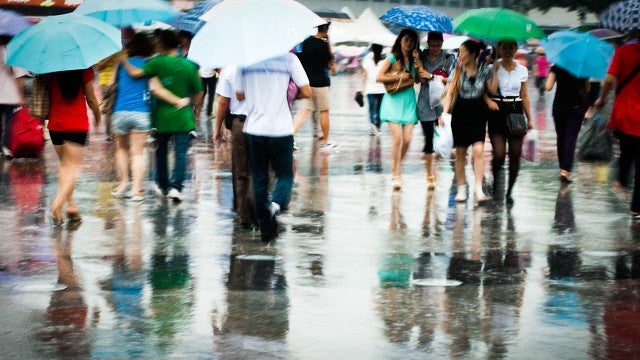 Met Malaysia Predicts Hot And Rainy Weather During Cny Holidays - World Of Buzz 2
