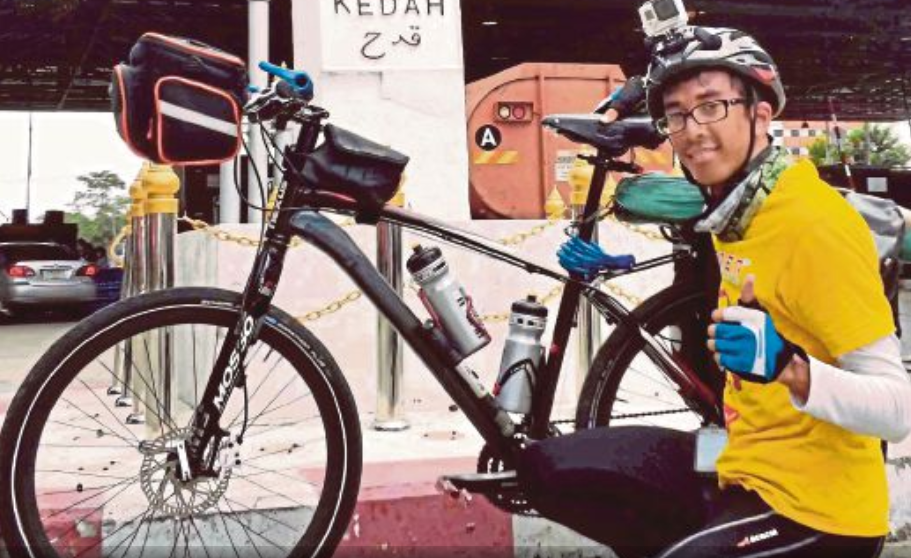 M'sian Who Cycled 3,200Km To China Tragically Dies In Fatal Accident On Plus - World Of Buzz 1