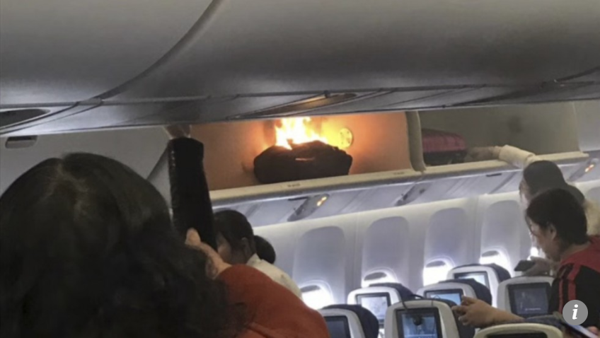 Power Bank on Plane Unexpectedly Catches Fire, Passengers Forced to Evacuate - WORLD OF BUZZ 1