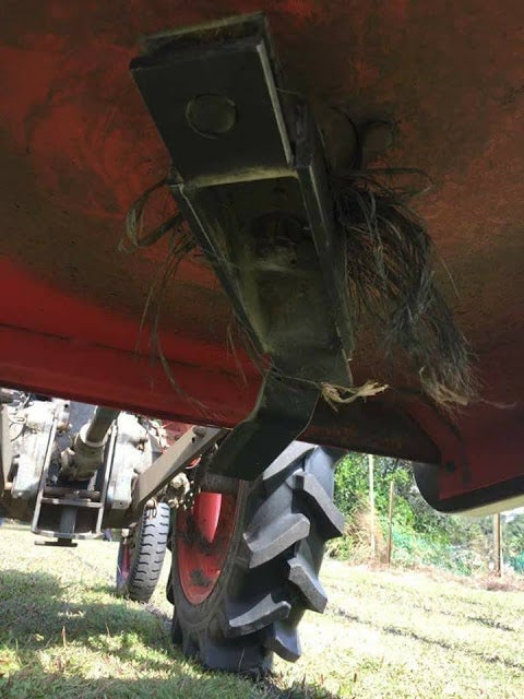 Tampin Police Release Lawnmower Operator As Investigations Continue - WORLD OF BUZZ 3