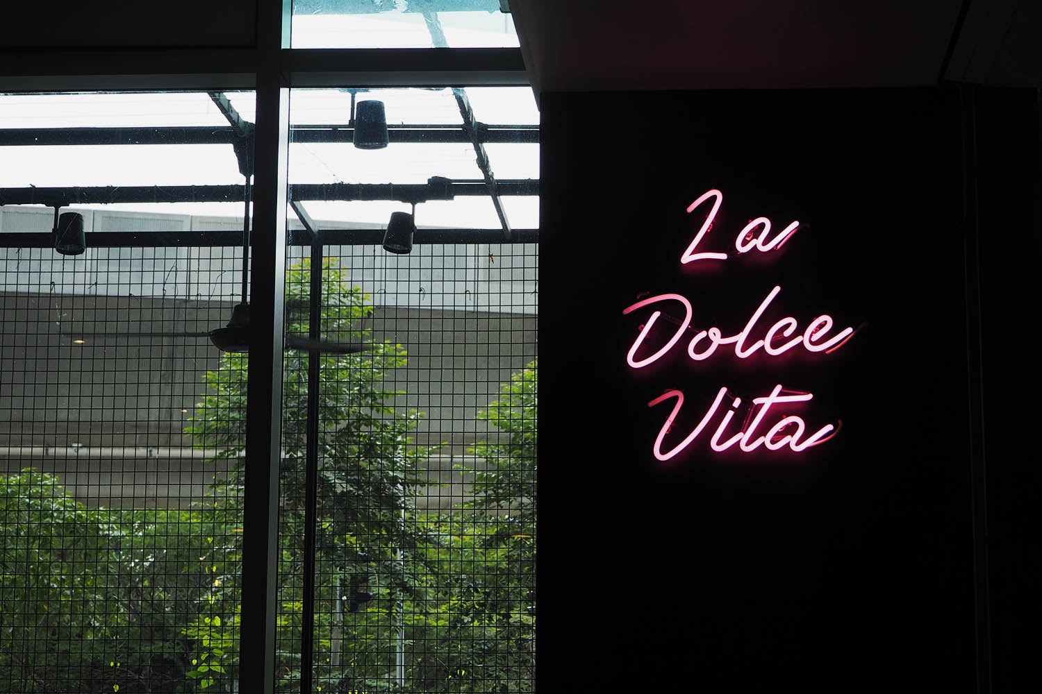 11 Lit Cafes That Will Brighten Up Your IG Feed With Their Gorgeous Neon Lights - WORLD OF BUZZ 3