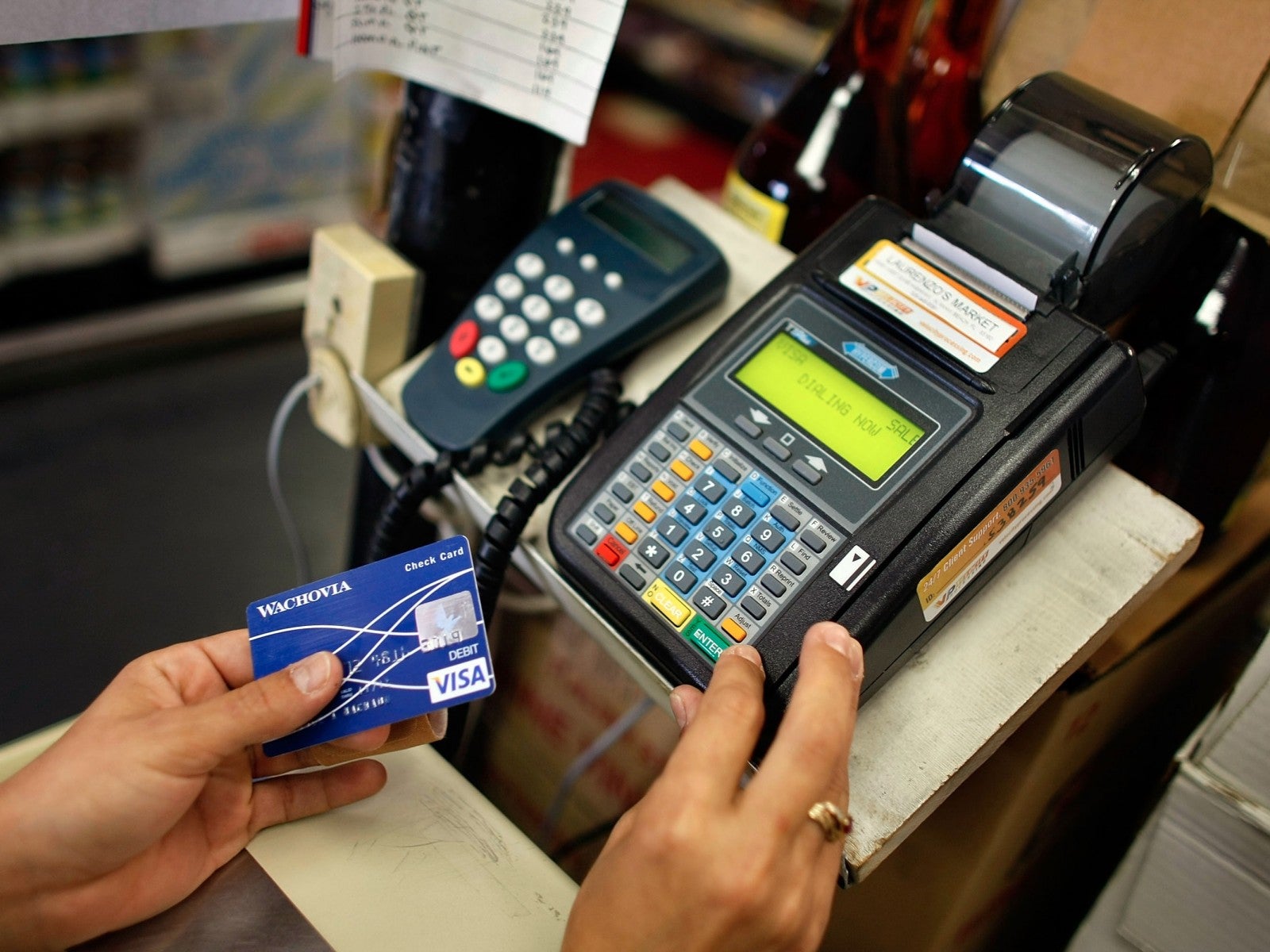 BNM: Retailers Cannot Impose Surcharges On Consumers Who Use Credit or Debit Cards - WORLD OF BUZZ 3