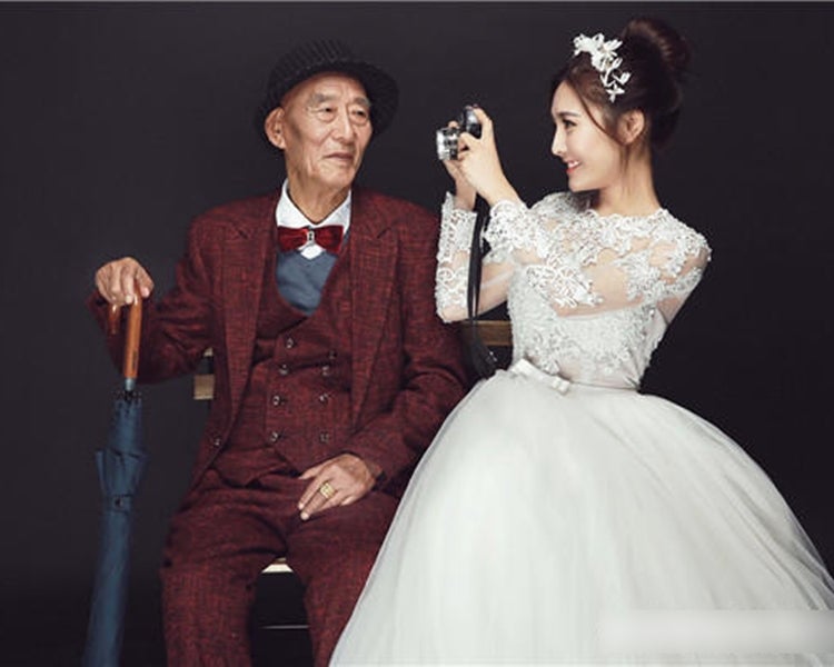 Filial Granddaughter Fulfills Grandpa's Wish Of Seeing Her In Wedding Gown In Sweet Photoshoot - World Of Buzz