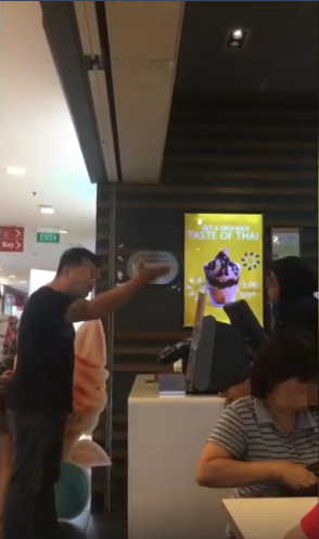 Furious Man Rages At Mcd Staff After They Asked Him To To Pay For Rm3 Ice Cream - World Of Buzz 2