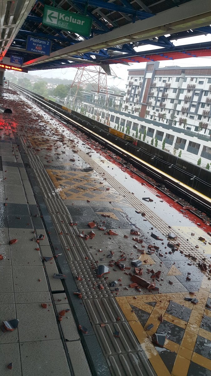Kelana Jaya Lrt Station Still Closed After Roof Flies Off, Repair Works Ongoing - World Of Buzz 1