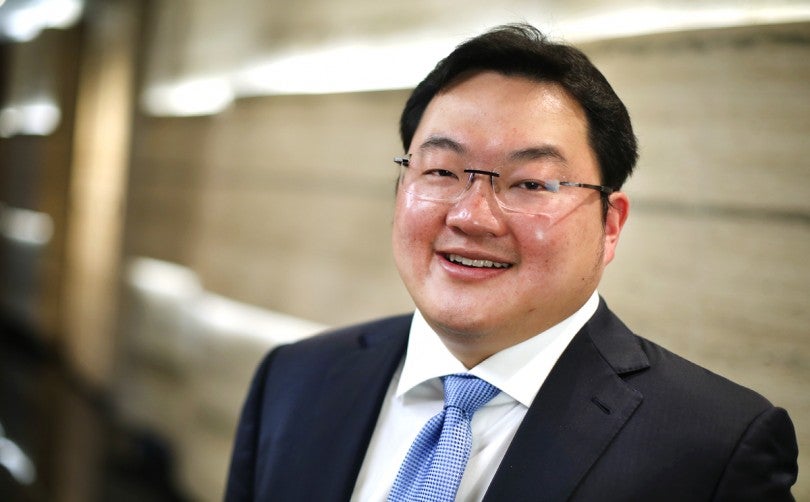 Minister: Jho Low and Riza Aziz Didn't Pay Taxes Because They Never Declared Income Before - WORLD OF BUZZ 1