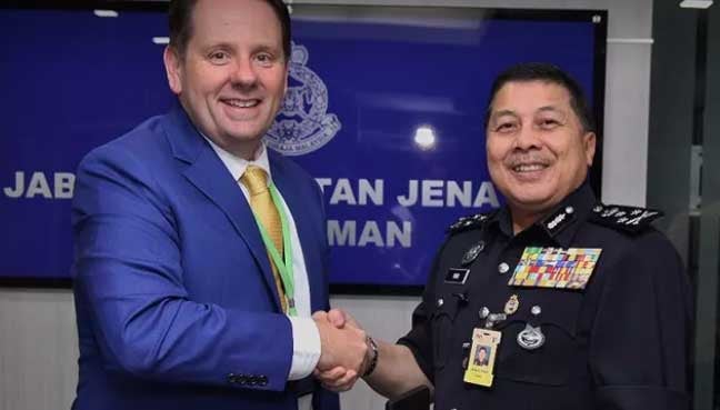 M'sia CID Chief Had Australian Bank Account with RM1 Million Frozen, Here's IGP's Response - WORLD OF BUZZ
