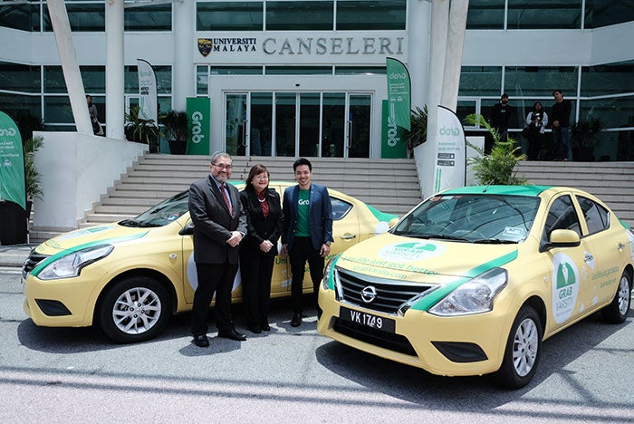 M'sian Uni Students Can Now Rent Car and Earn Money Under GrabVarsity Programme - WORLD OF BUZZ 1