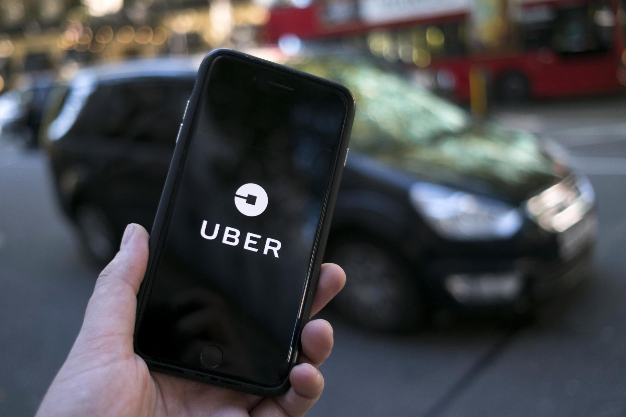 M'sians Bid Farewell to Uber as Grab Acquires Company's SEA Operations - WORLD OF BUZZ 2