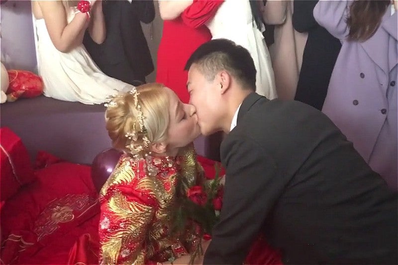 Netizens Jealous As Pretty Ukrainian Girl Marries Chinese Man Out Of Love Not Money World Of Buzz