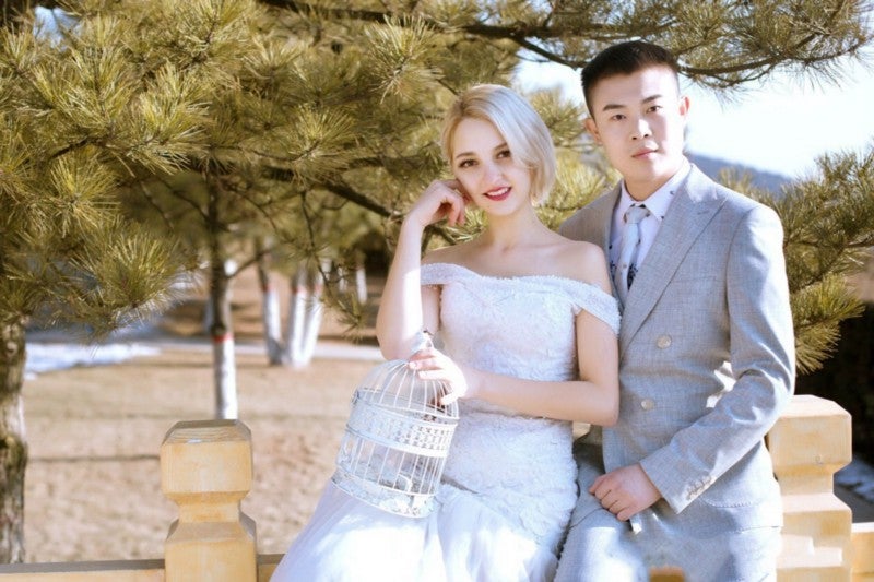Netizens are Jealous As This Guy Married The Love of His Life for 'FREE' - WORLD OF BUZZ