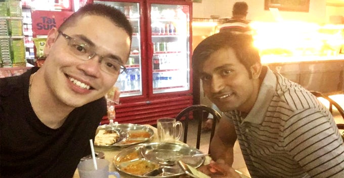 Pakistani Guy'S Wallet Stolen, Kind-Hearted M'Sian Buys Him Dinner And Sends Him To Work - World Of Buzz