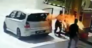 Petrol Nozzle Bursts Into Flames When M'sian Driver Refueled With Engine Running - World Of Buzz 5