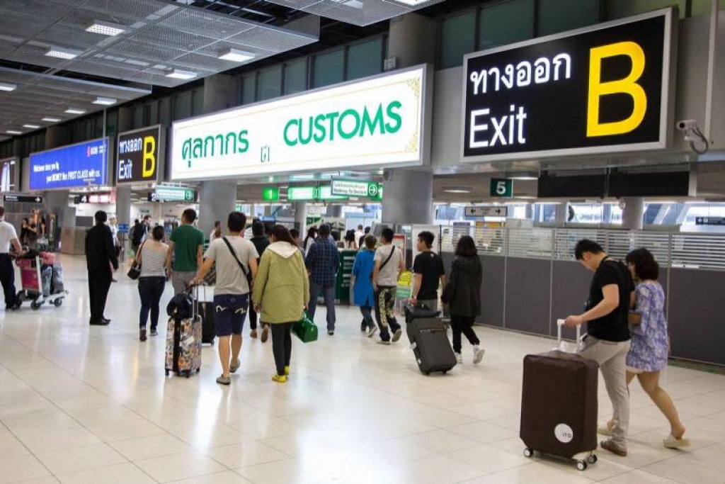 Thai Govt Announces Travellers Should Declare Electronic Devices At Customs - World Of Buzz
