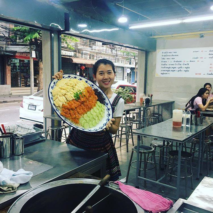 Try to Eat 3KG of Chicken Rice at This Restaurant for a Free Meal - WORLD OF BUZZ 6