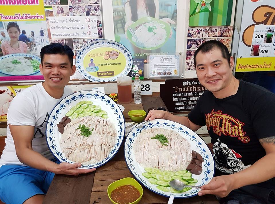 Try to Eat 3KG of Chicken Rice at This Restaurant for a Free Meal - WORLD OF BUZZ