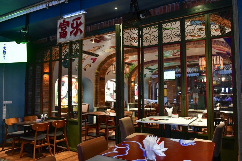 7 Oriental Inspired Bars In Town You Ought To Check Out! - WORLD OF BUZZ 15