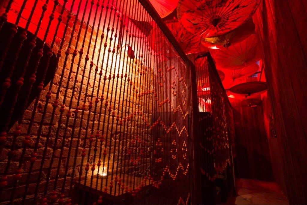 7 Oriental Inspired Bars In Town You Ought To Check Out! - WORLD OF BUZZ 19