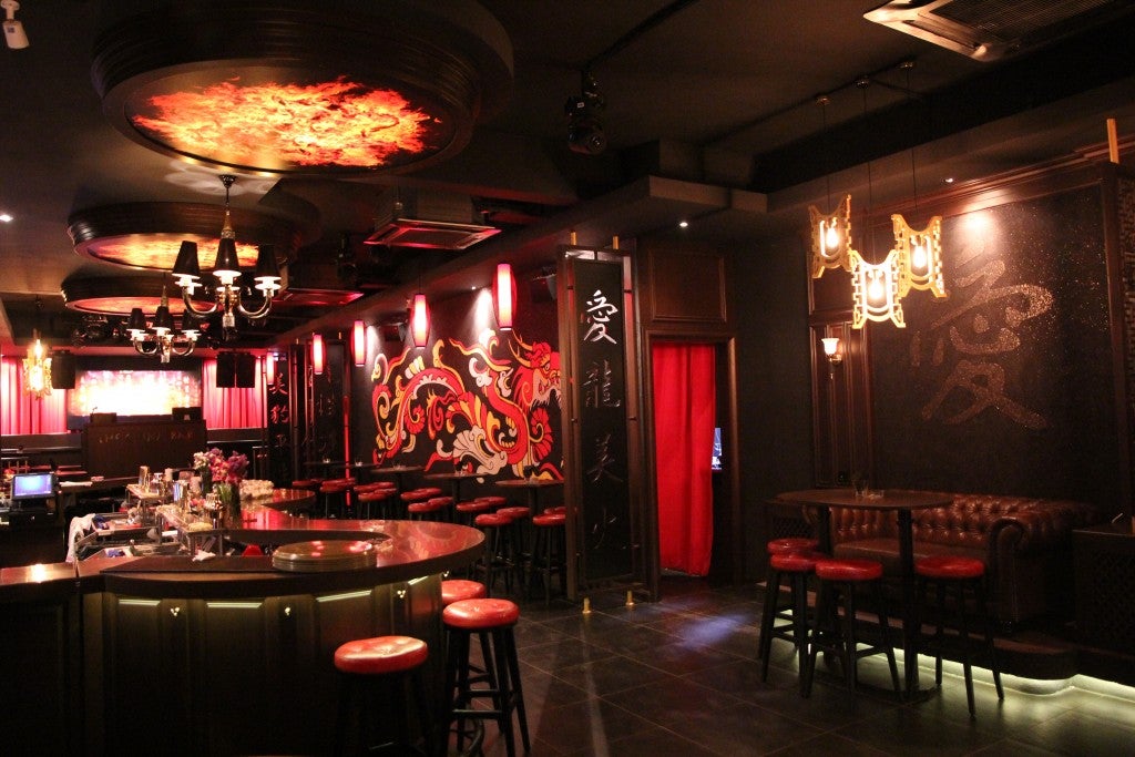 7 Oriental-Inspired Bars In Town You Ought To Check Out! - WORLD OF BUZZ 1