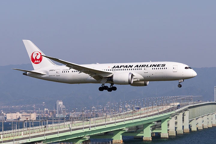 Japan Air Lines JL816 Boeing 787 8 Dreamliner JA821J Arrived from Taipei Kansai Airport 17186364062