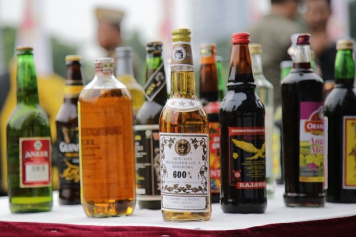 At Least 24 People Died After Drinking Tainted Alcohol in Indonesia - WORLD OF BUZZ 3