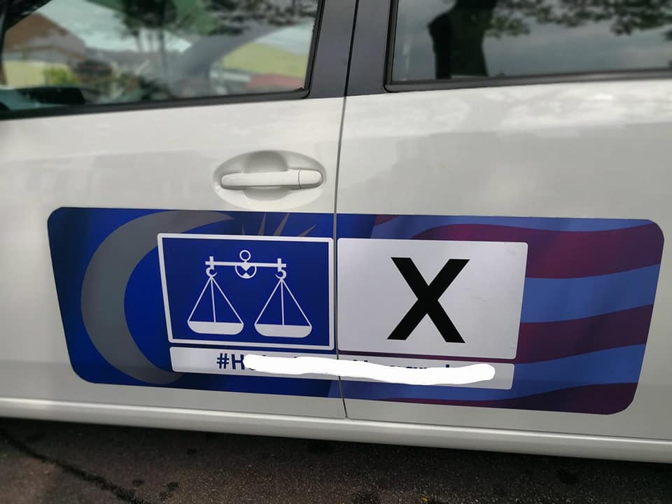 Bn Is Paying Drivers Rm300 To Plaster Their Cars With Propaganda Stickers - World Of Buzz 1