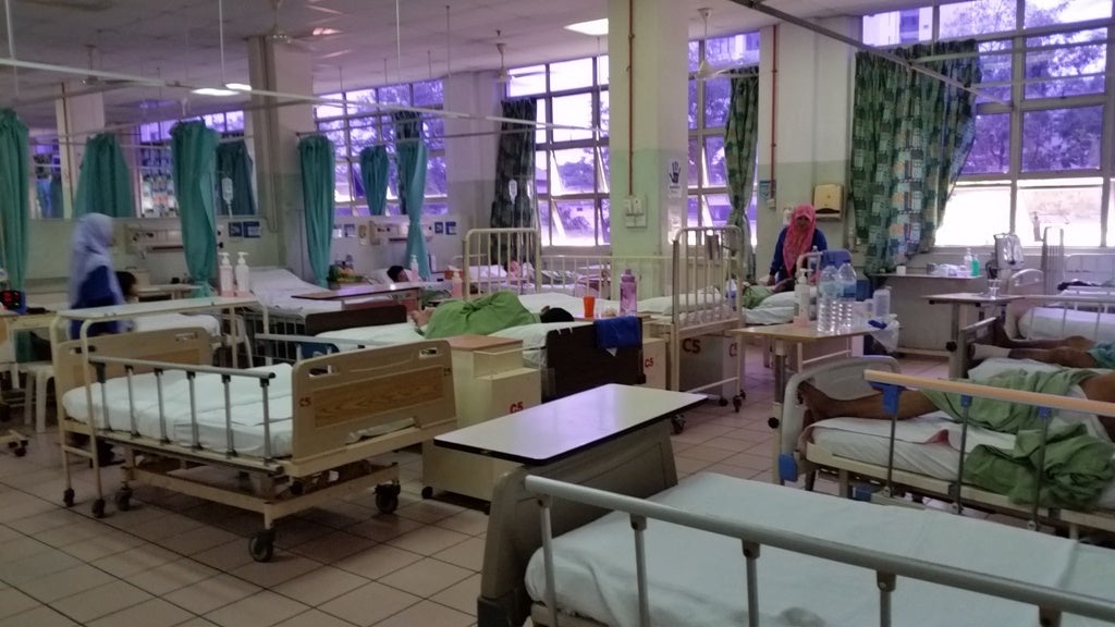 Government Doctor Shares The Sad Reality Of Malaysian Hospitals - WORLD OF BUZZ 2