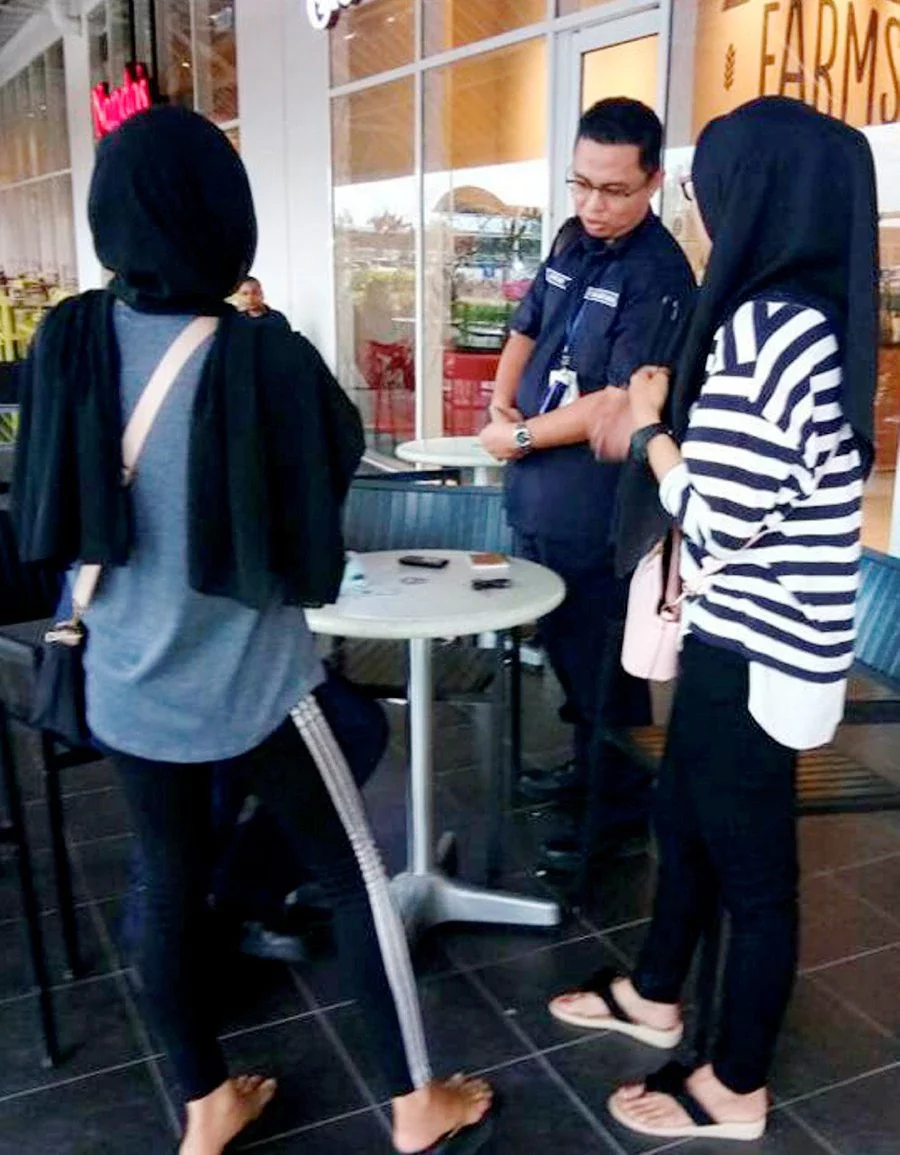 Kelantan Women Punished With Notices And Summonses For Wearing Tight And Sexy Clothes - World Of Buzz 1