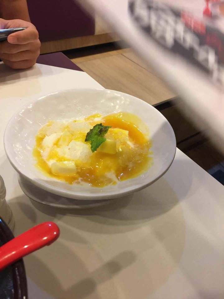 Man Orders Dessert in IOI City Mall, Mind-Blown by How Little He Actually Gets - WORLD OF BUZZ 1