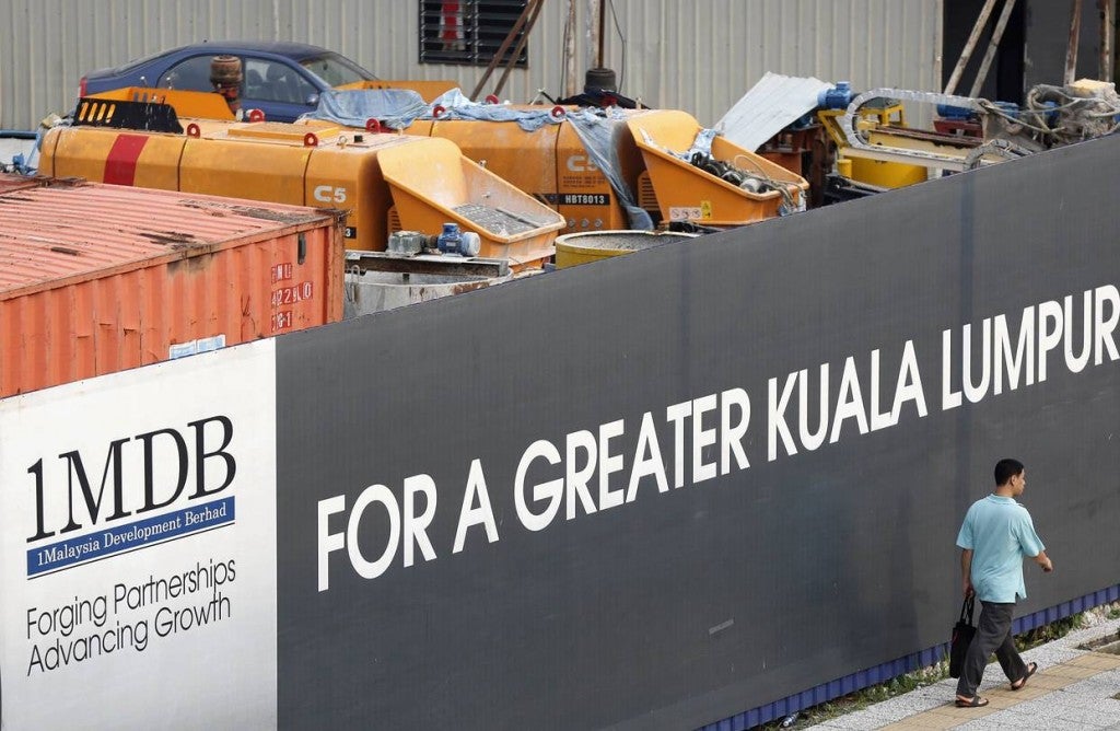 Ag Who Clears Najib Of Any Wrongdoing In 1Mdb Scandal Says He's Innocent - World Of Buzz 2