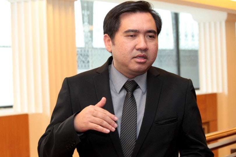 Anthony Loke Promises to Solve MH370, As Next-Of-Kin Suspect Old Govt Falsified Documents - WORLD OF BUZZ 1