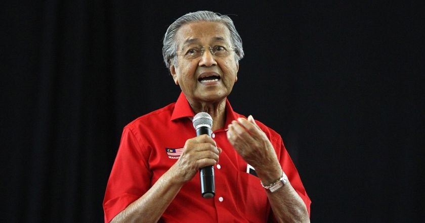 Anti-Fake News Law to Get New Definition and Guidelines, Says Dr M - WORLD OF BUZZ