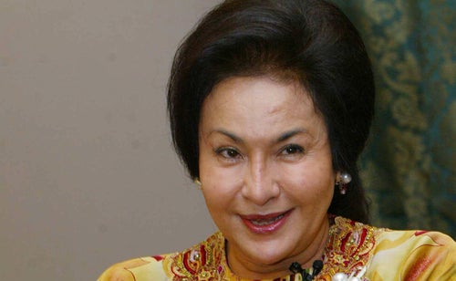 Doctor Reveals Five Beauty Procedures Rosmah May Have Done That Distorted Her Face - WORLD OF BUZZ 1