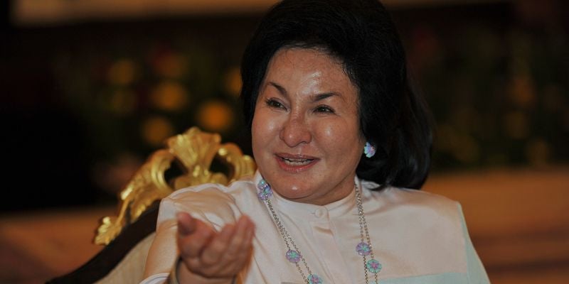 Doctor Reveals Five Beauty Procedures Rosmah May Have Done That Distorted Her Face - WORLD OF BUZZ 2
