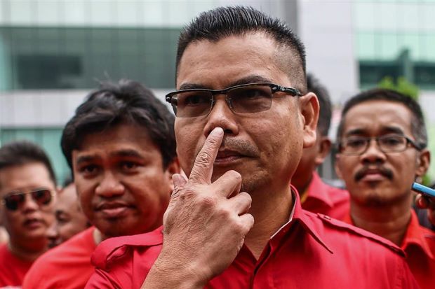 Jamal Yunos' Smashed Beer Bottles Stunt Gets Him Charged For Being Public Nuisance - World Of Buzz 1