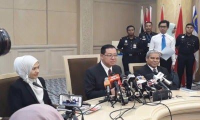 Lim Guan Eng: Malaysia Could Have Become Bankrupt Under The Old Government - World Of Buzz 1