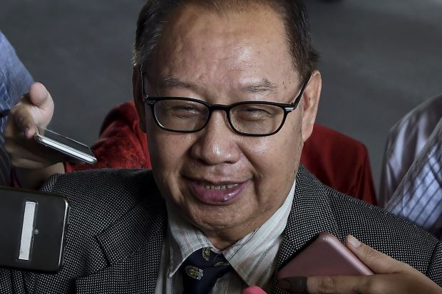 MACC Raids Sabah STAR President Jeffrey Kitingan's Home Over Alleged GE14 Bribes - WORLD OF BUZZ 2