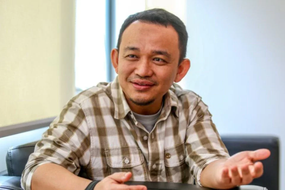 Maszlee: M'sians Who Earn Less Than RM4,000 Will Not Need to Repay PTPTN Loans Soon - WORLD OF BUZZ 2