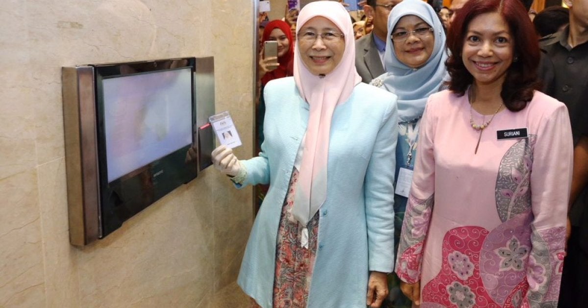 M'sian Housewives Can Soon Have Their Own EPF Account And Make Contributions! - WORLD OF BUZZ 1