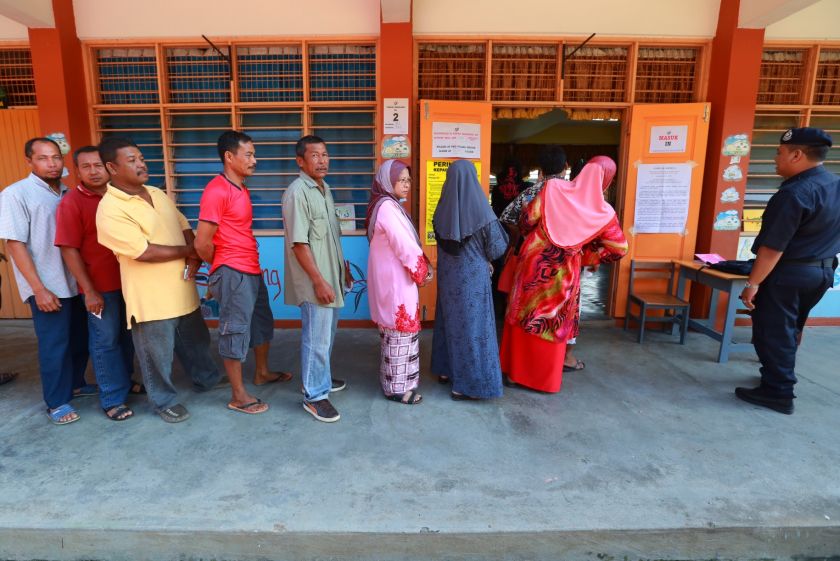 M'sians Who Upload Photos of GE14 Ballot Papers Can Be Put in Jail Up to 2 Years - WORLD OF BUZZ