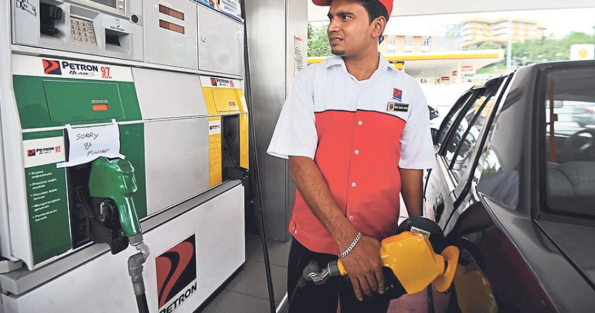 New Govt Will Gradually Reinstate Fuel Subsidies For Malaysians Soon - World Of Buzz 2