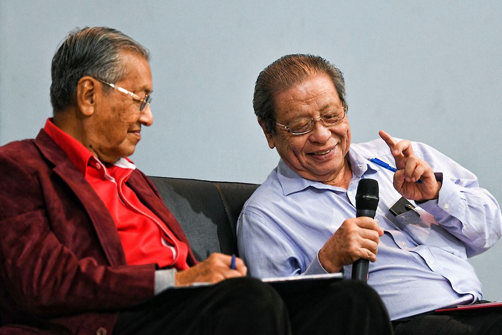 Petitions for Mahathir to Receive Nobel Peace Prize - WORLD OF BUZZ 3