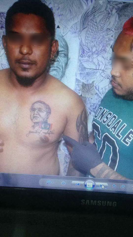 This M'sian Loves Mahathir So Much He Actually Got Inked with His Face! - WORLD OF BUZZ