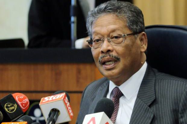 Tun M Implies That There May Be A New Attorney General Soon - WORLD OF BUZZ