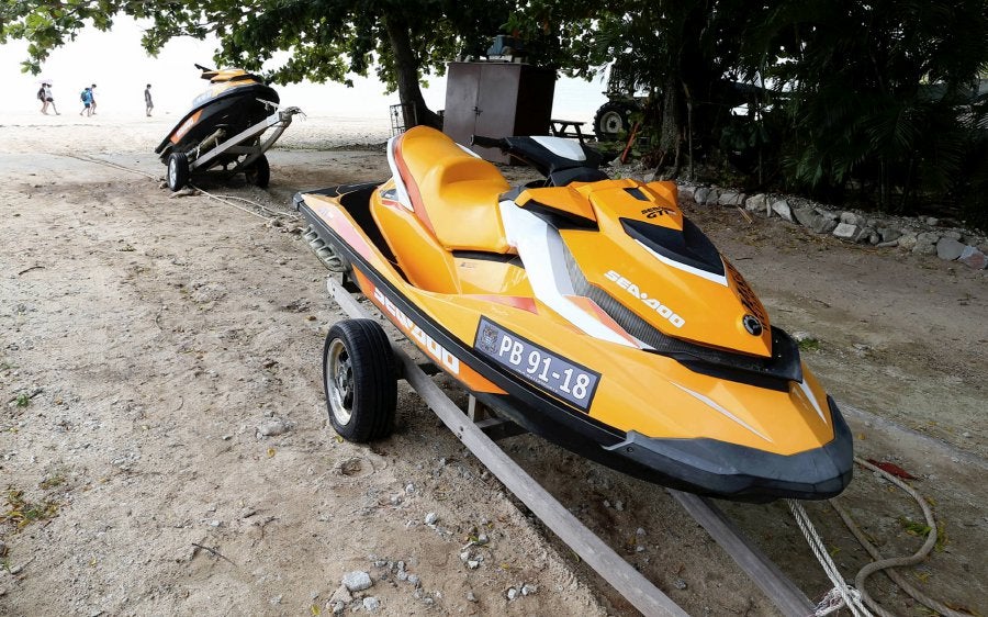A 9yo Boy Tragically Died in A Jet Ski Accident in Penang, Here's What We Know - WORLD OF BUZZ 1