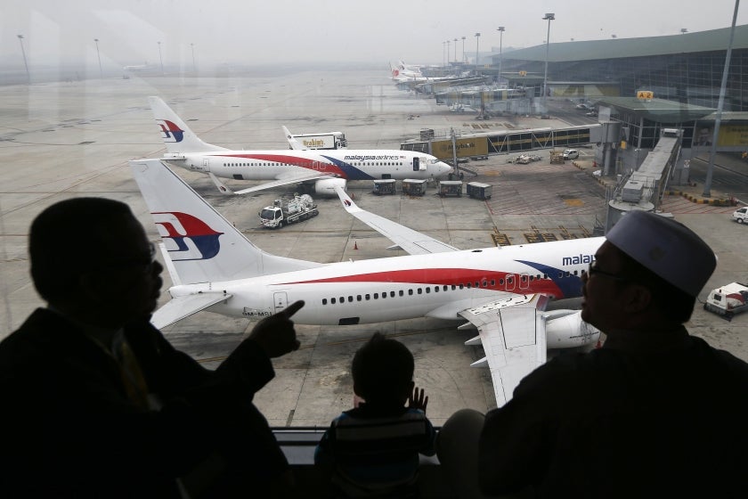 Aussies Caught Malaysia Airlines Staff Smuggling 3.5Kgs Of Heroin - World Of Buzz 2