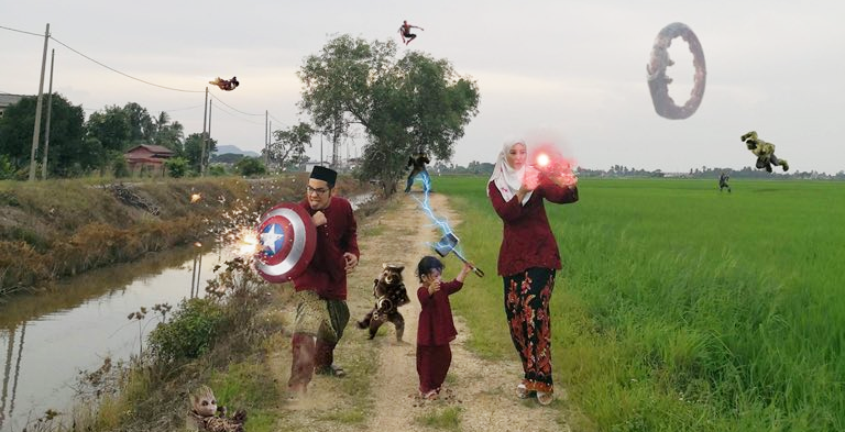Check Out This Family'S Blockbuster-Themed Raya Photos That Have Gone Viral! - World Of Buzz