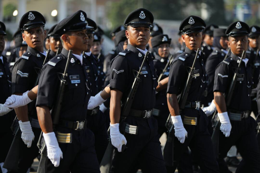 Govt Set to Clean Up PDRM in July, IGP Expected to be First to Go - WORLD OF BUZZ