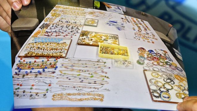 It's The Great Malaysian Sale! Malaysia to sell bling seized in ex-PM’s Probe - WORLD OF BUZZ 6